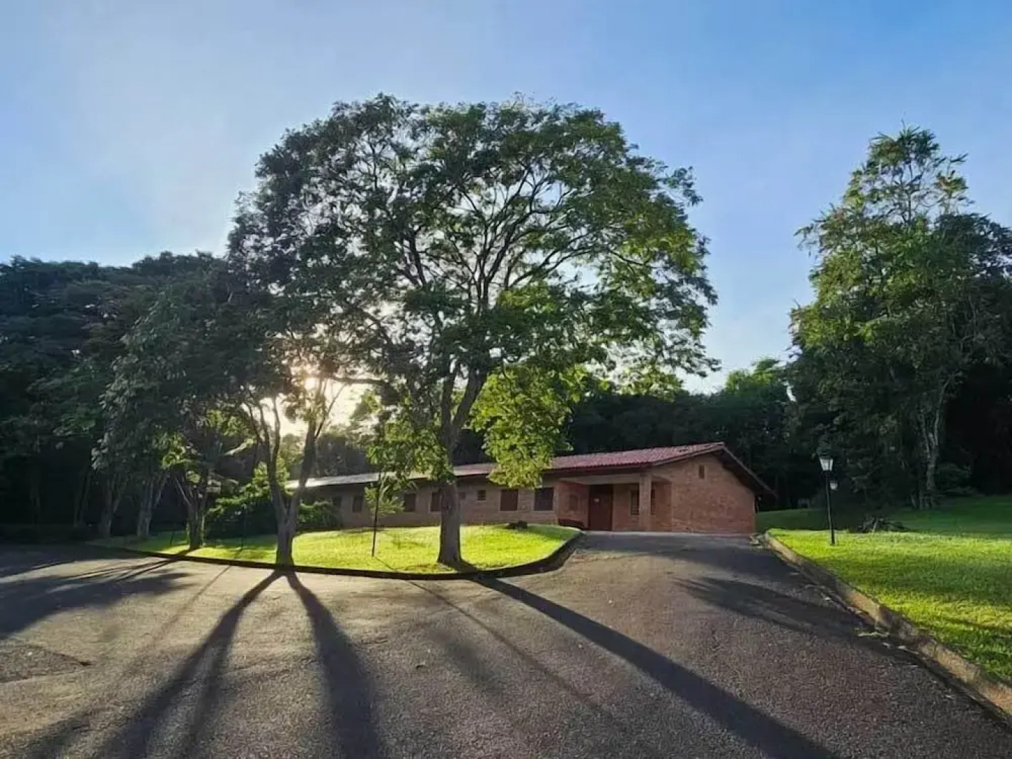 Siloé Hotel by Concavus