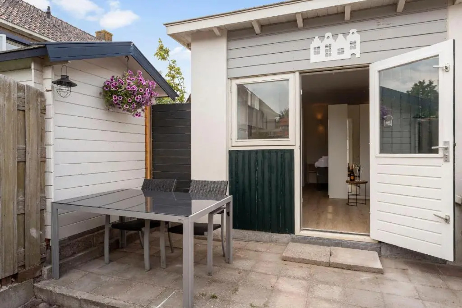 Studio Baarn with patio, airco, pantry, bedroom, bathroom, privacy - Amsterdam, Utrecht