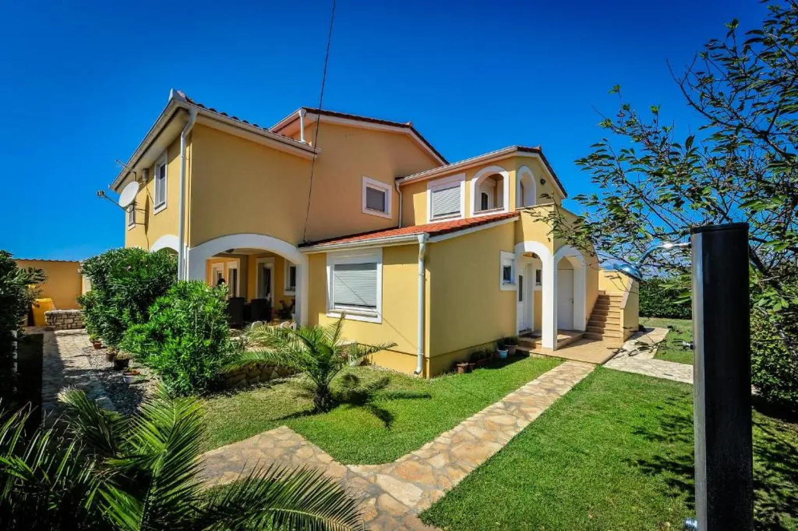 Apartments Dominique