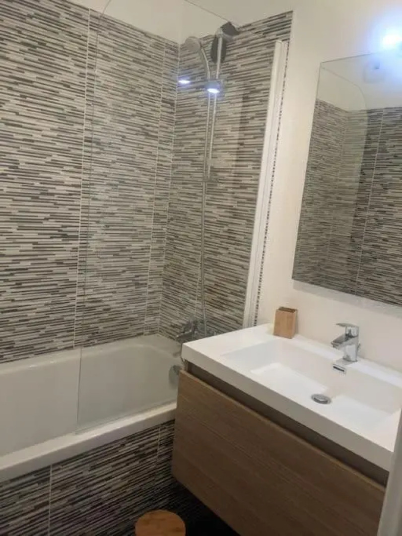 Appartement 200m de l'océan avec piscine extérieure