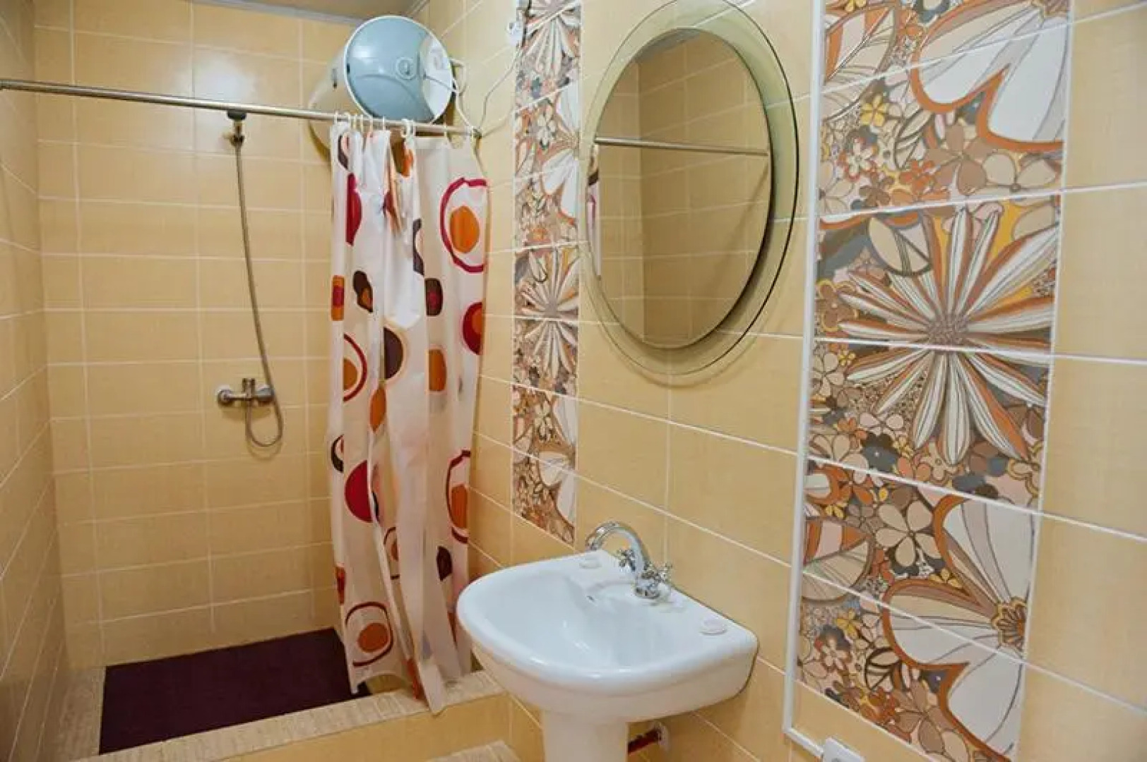 Art hotel "Al Hayat"