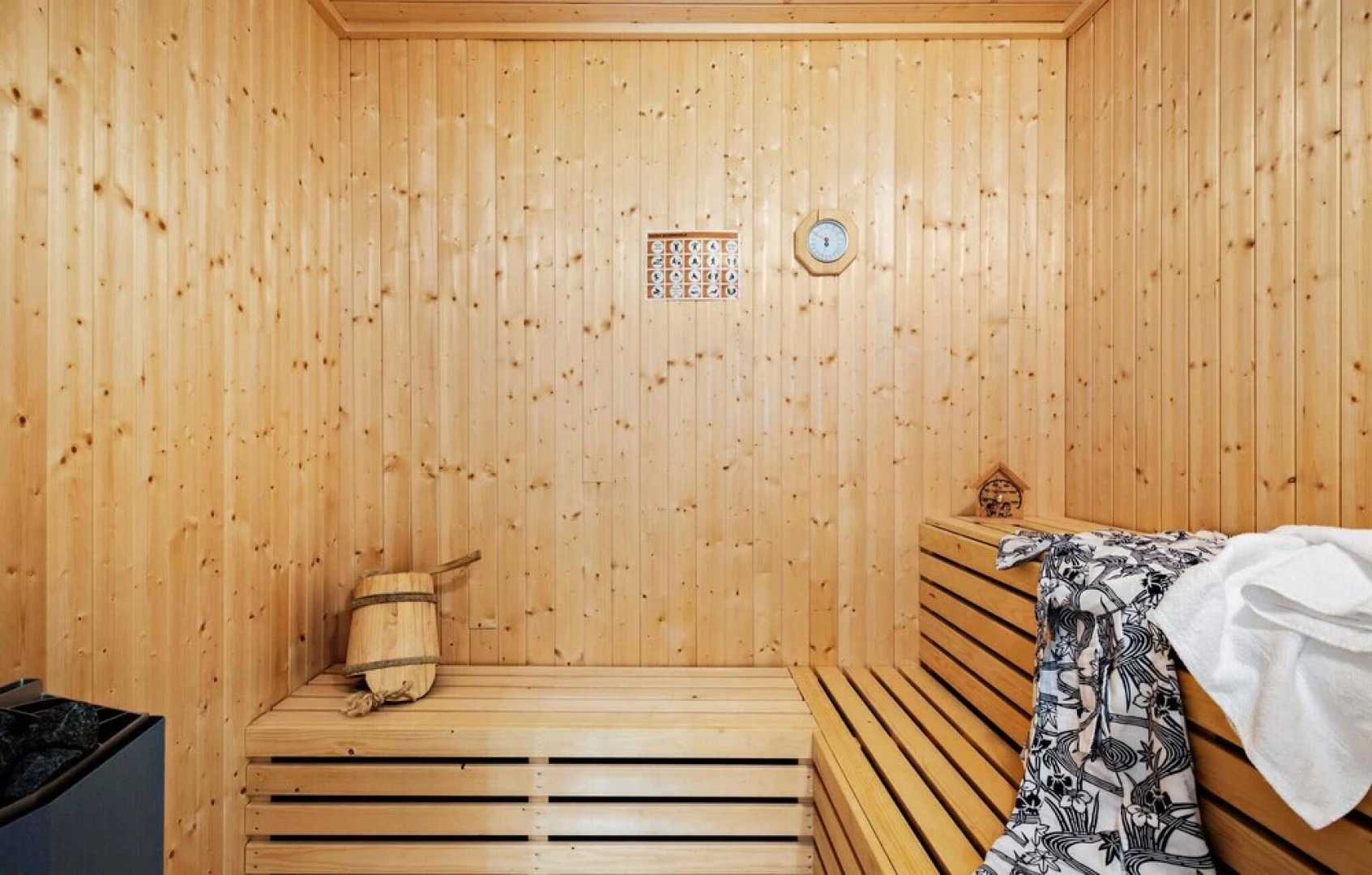 Awesome Home in Norheimsund With 5 Bedrooms, Sauna and Wifi