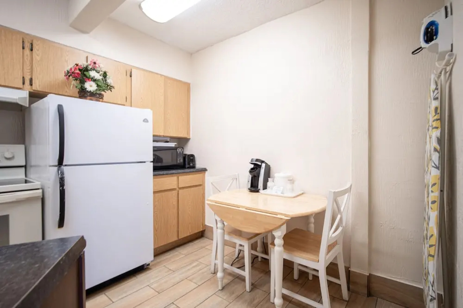 Island Sun Inn & Suites - Venice, Florida Historic Downtown & Beach Getaway