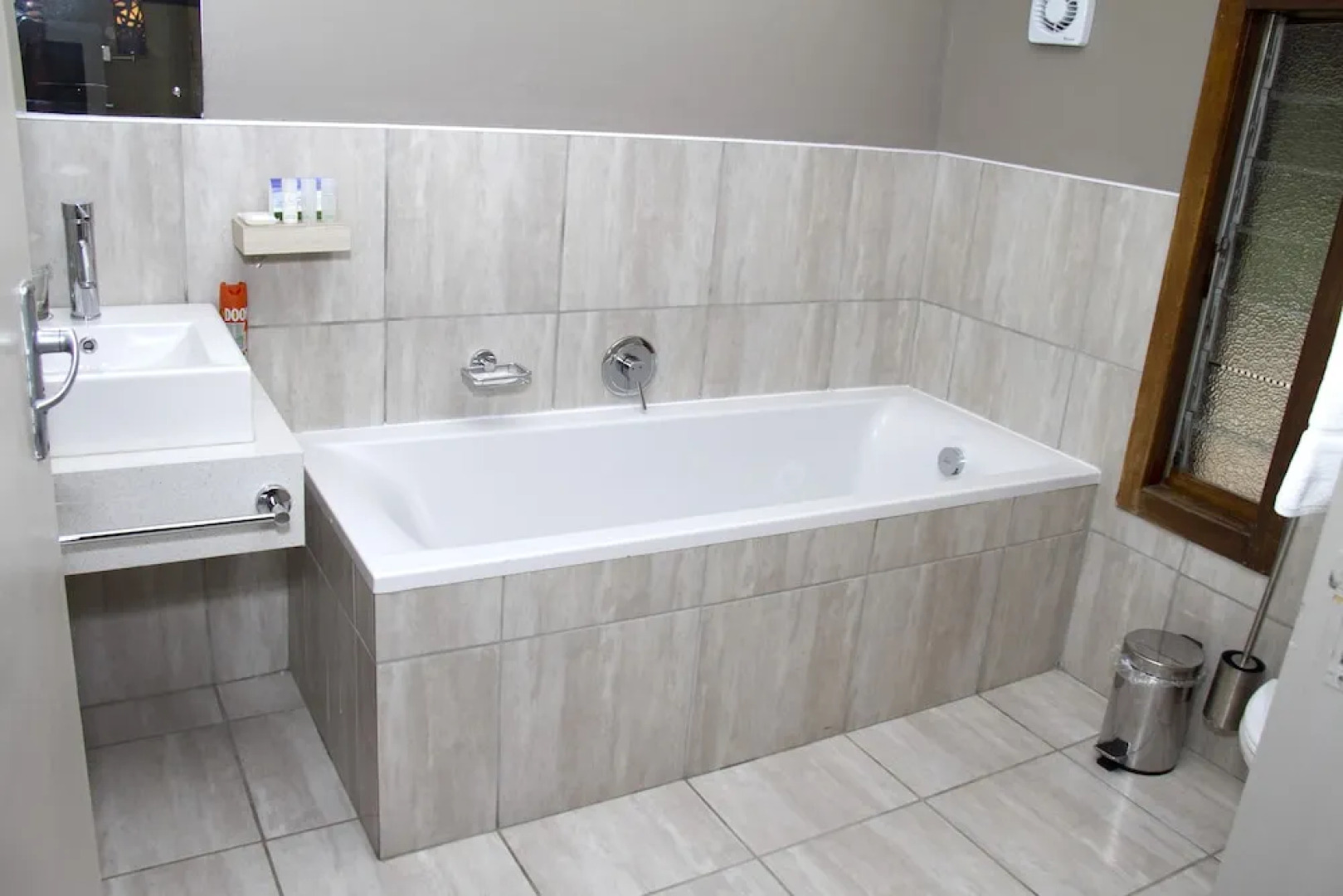 Cresta Marang Gardens Hotel