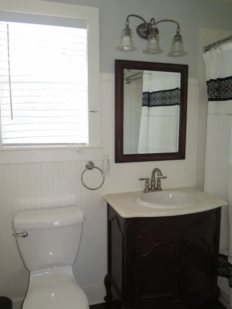 Yellow House Bed and Breakfast