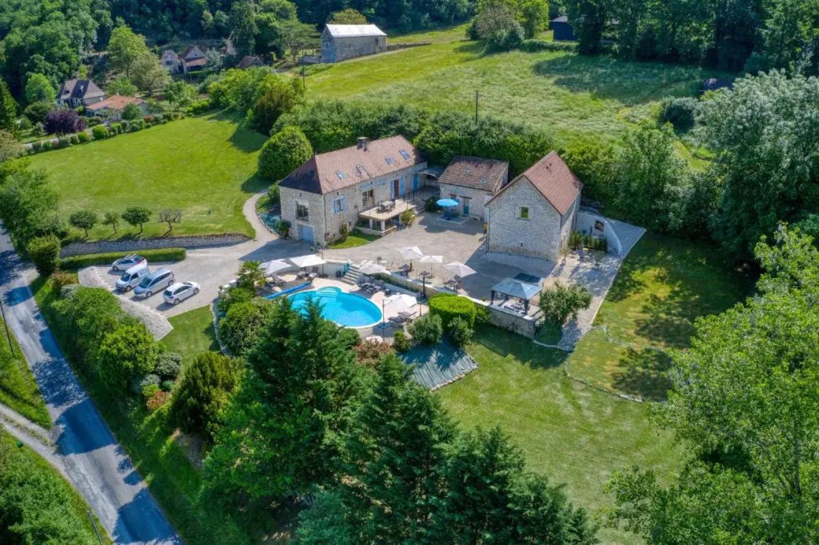 Domaine des Pierres Blanches - Gite La Salamandre