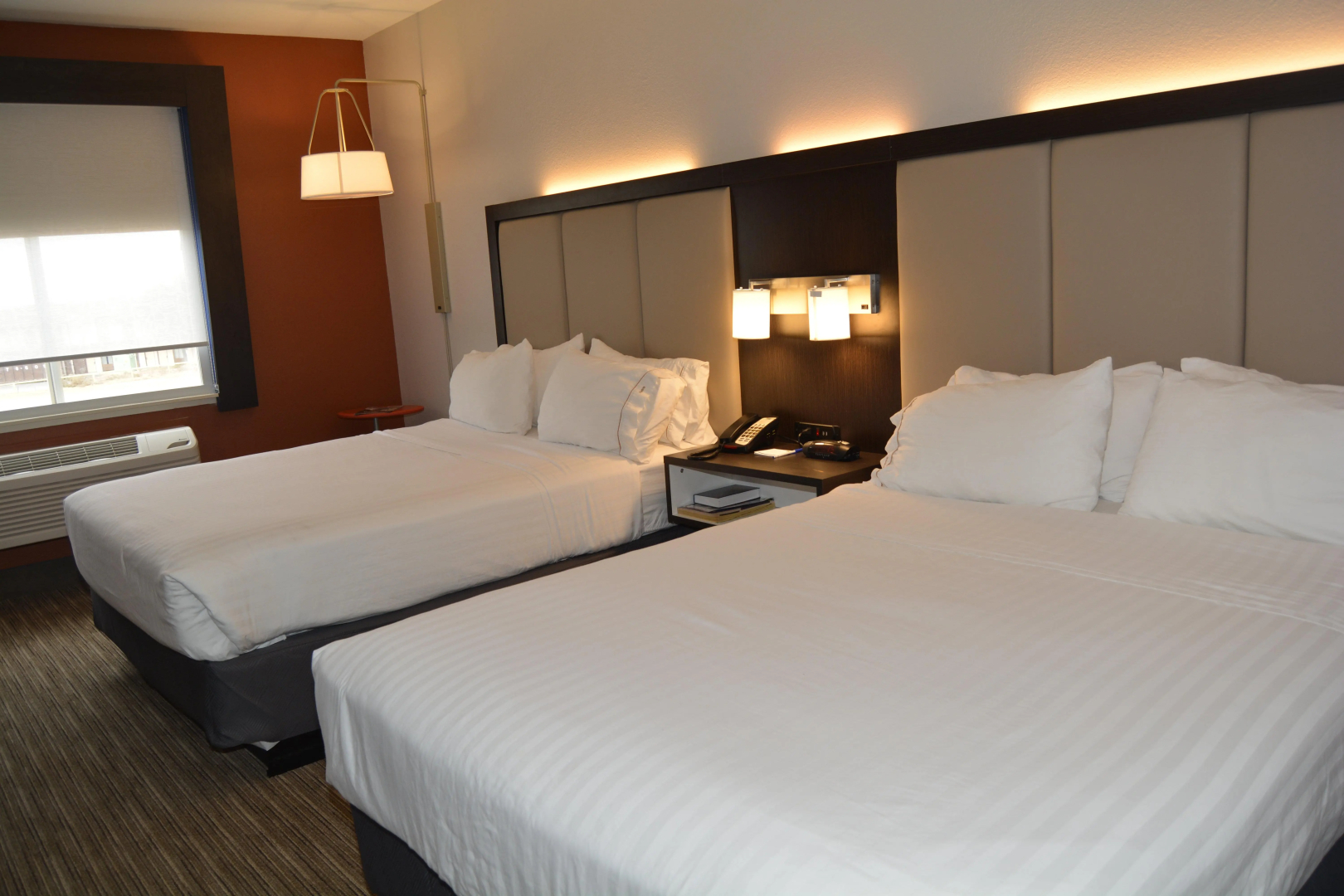 Holiday Inn Express & Suites by IHG