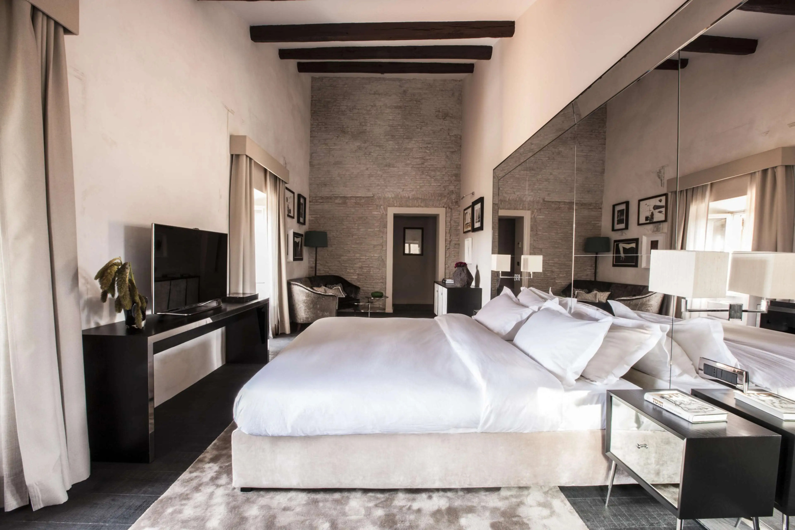 DOM Hotel
