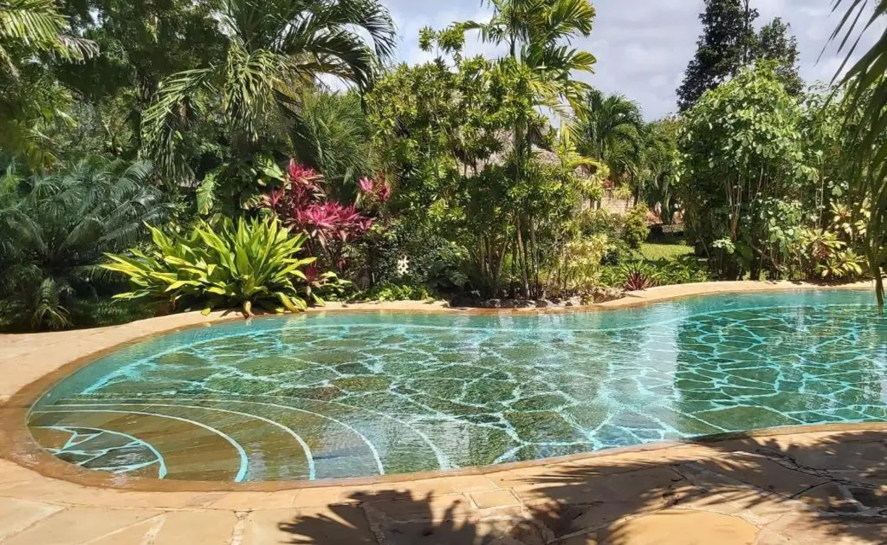 Tiwani Sunset, a Little Piece of Eden