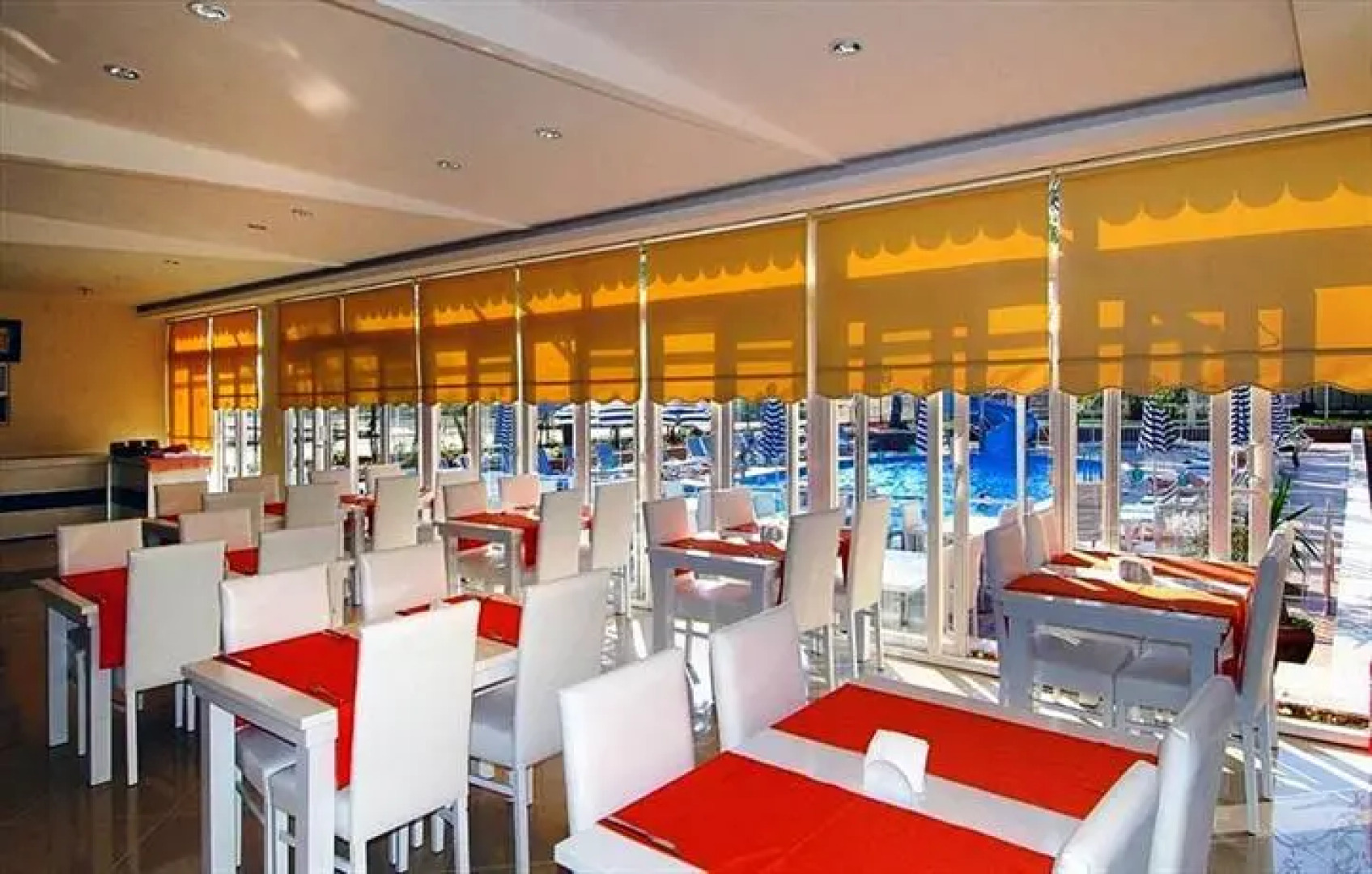 Aperion Beach  Hotel