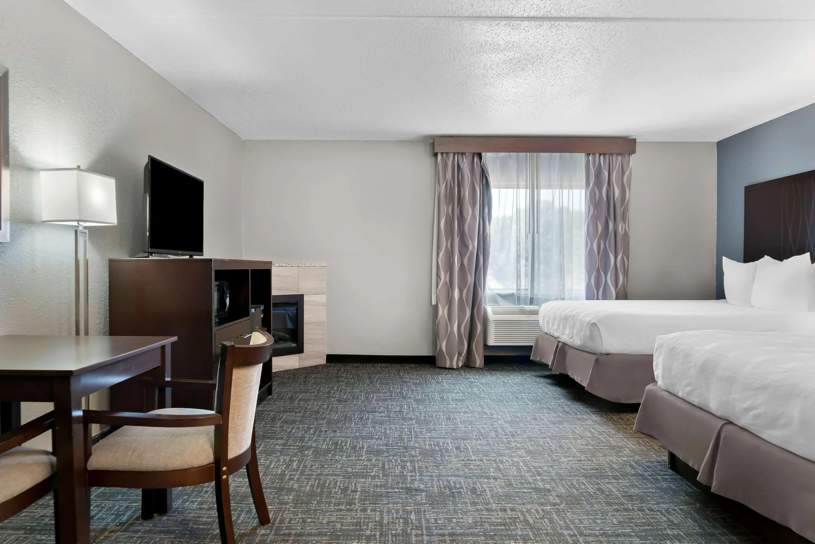Best Western Plus Flint Airport Inn & Suites