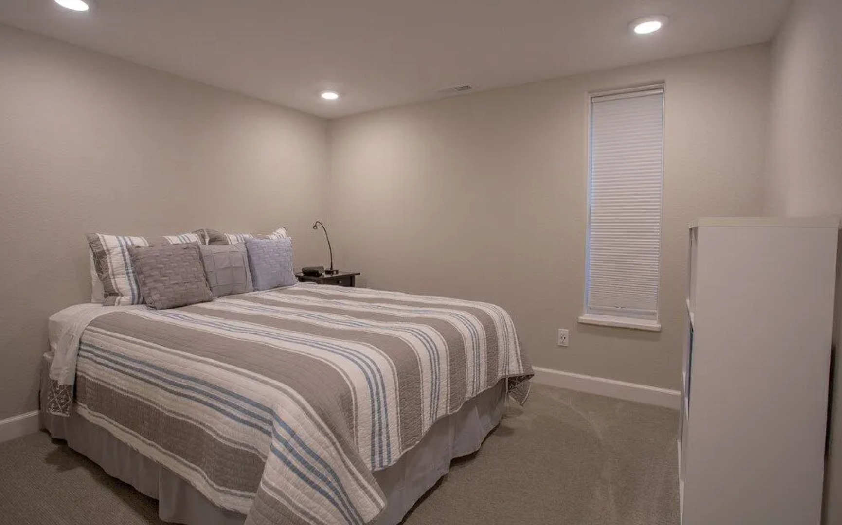 Happy Hideaway 4 Bedroom Home by RedAwning