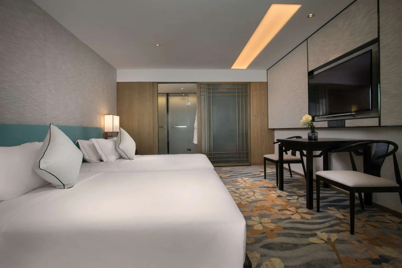 Ramada by Wyndham Zhenjiang City Center