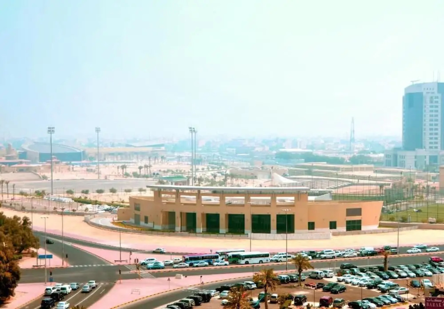 Dream Inn Hotel and Suites