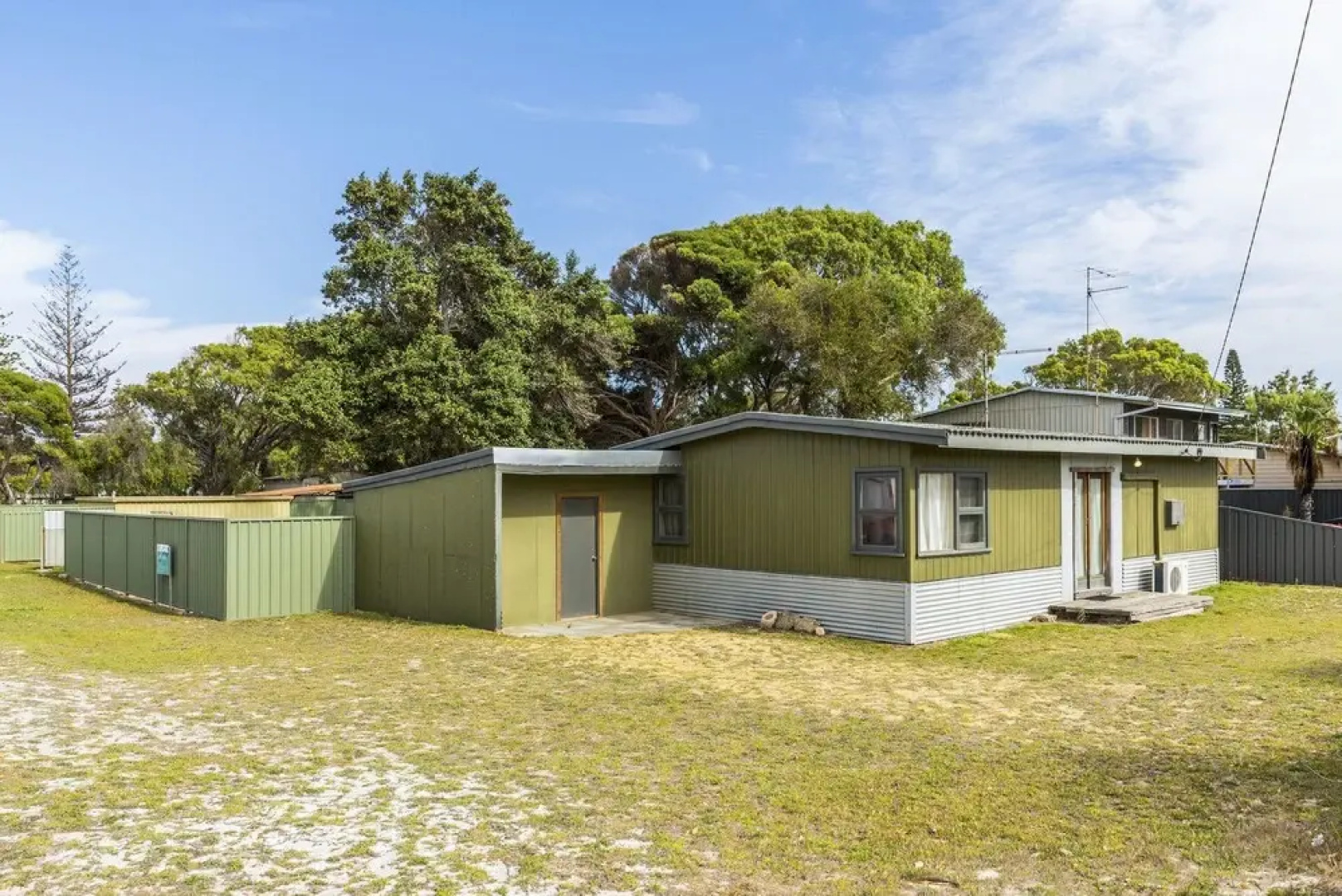 Sand Break - Close to it all Pet Friendly