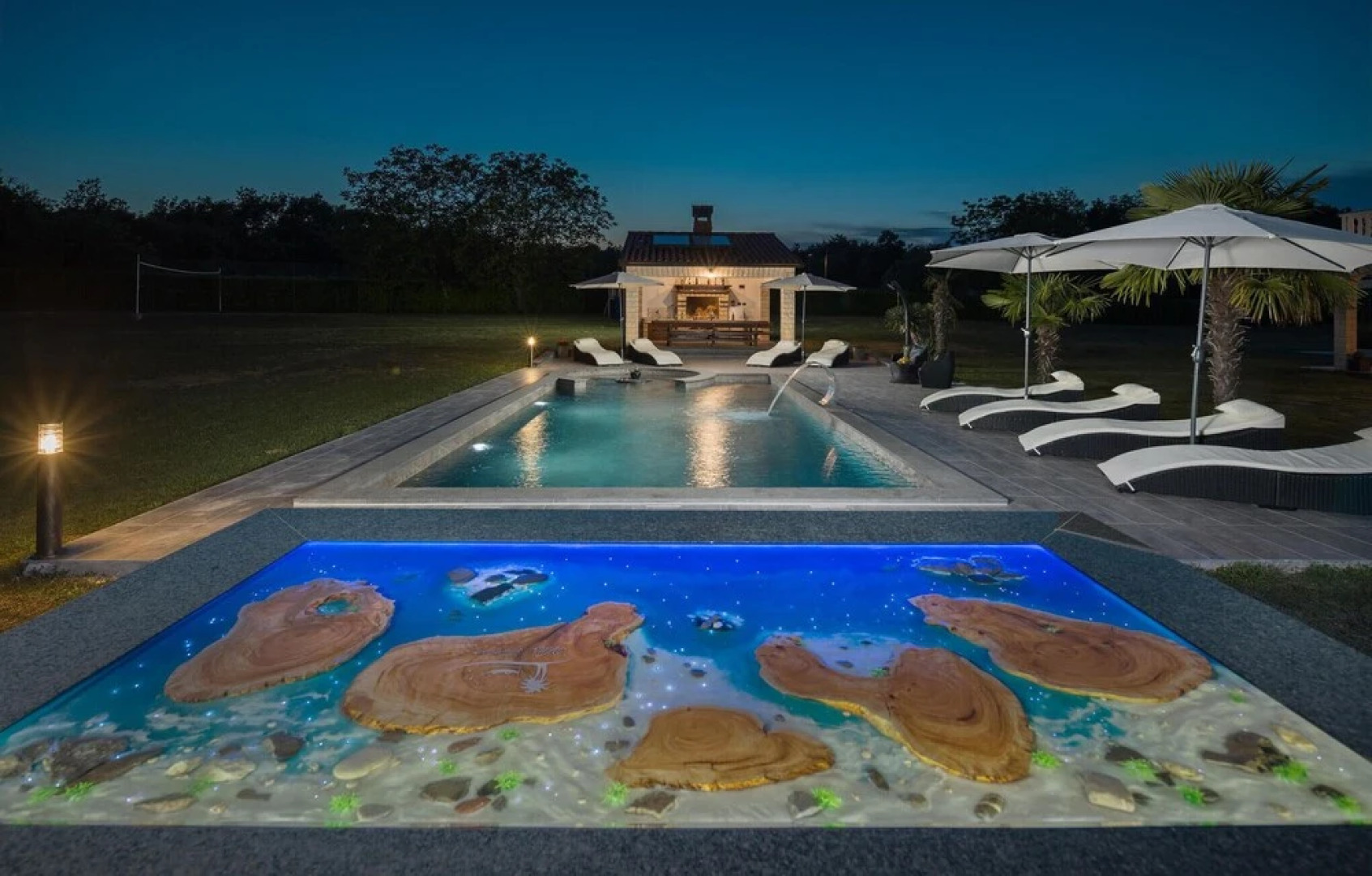 Awesome Home in Sumber With Sauna, Wifi and 7 Bedrooms