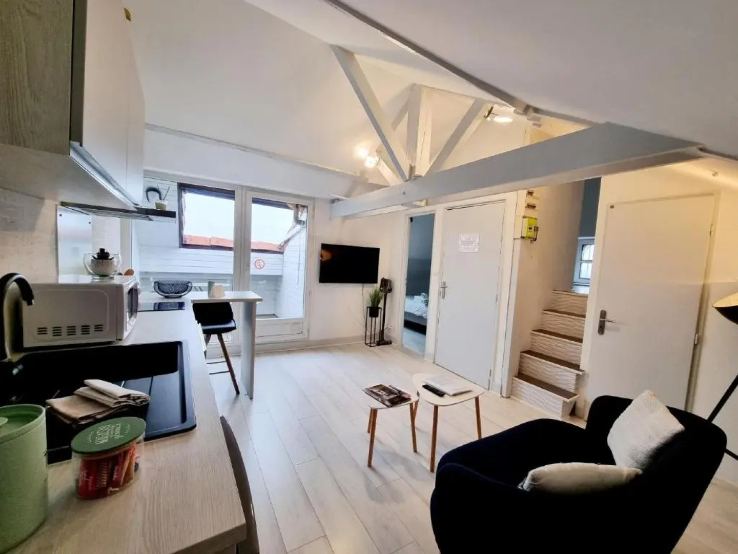 Centre Ville T2 Tout Confort Lumineux et Bureau