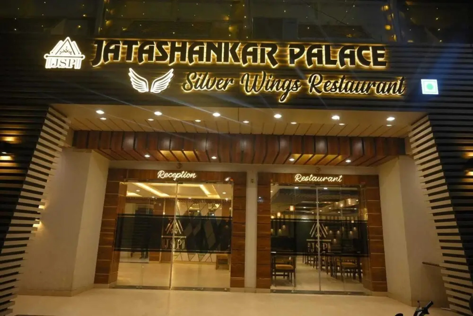 Hotel Jatashankar Palace