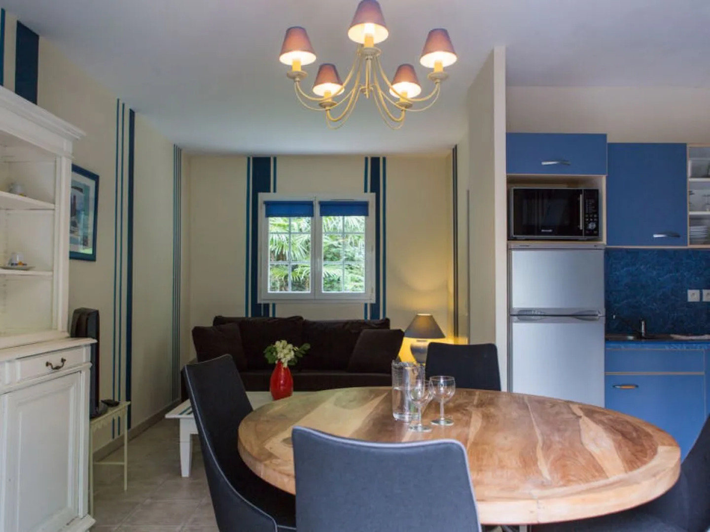 Collines Iduki (BCL 101)