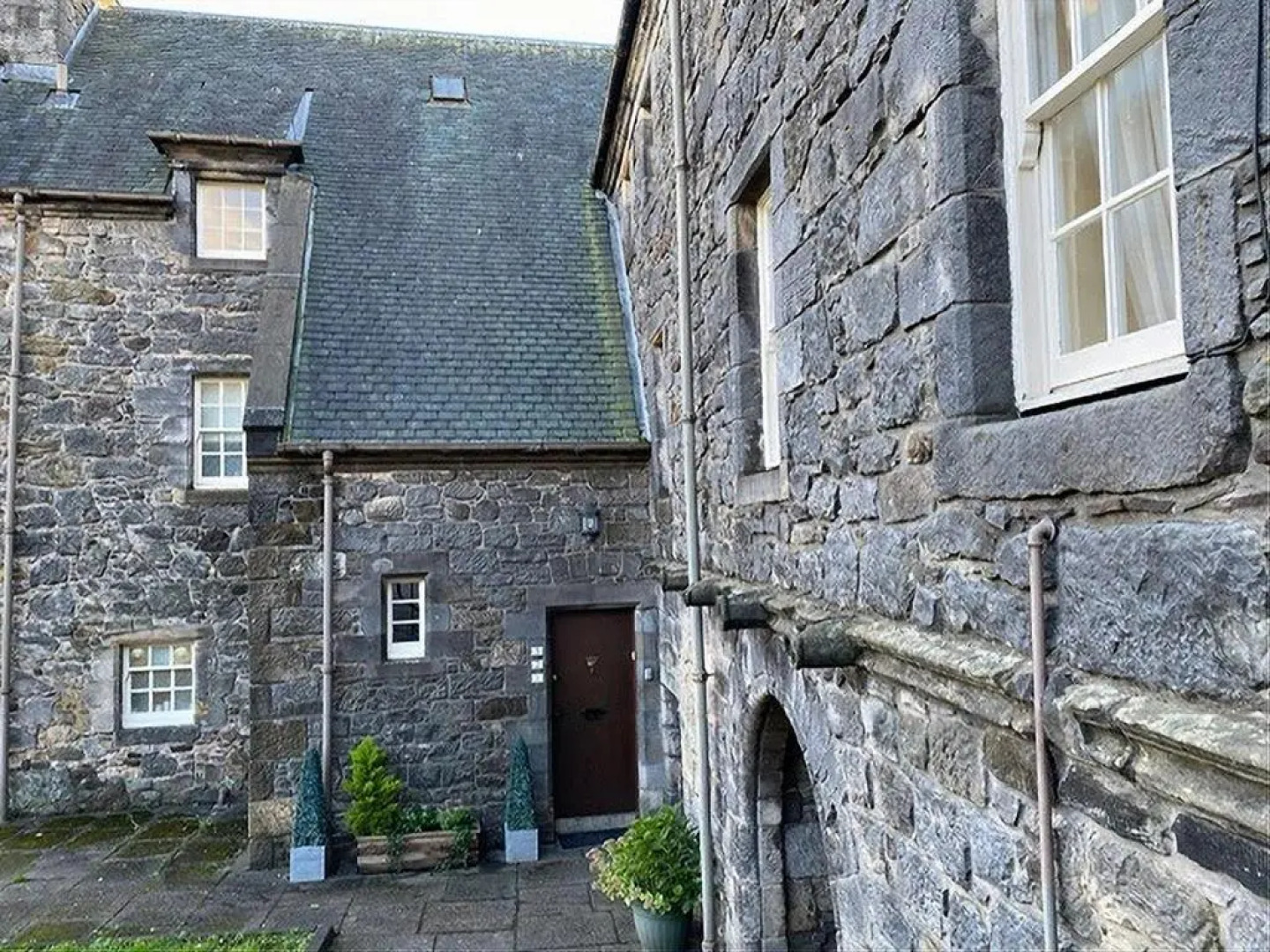 Menstrie Castle Stay