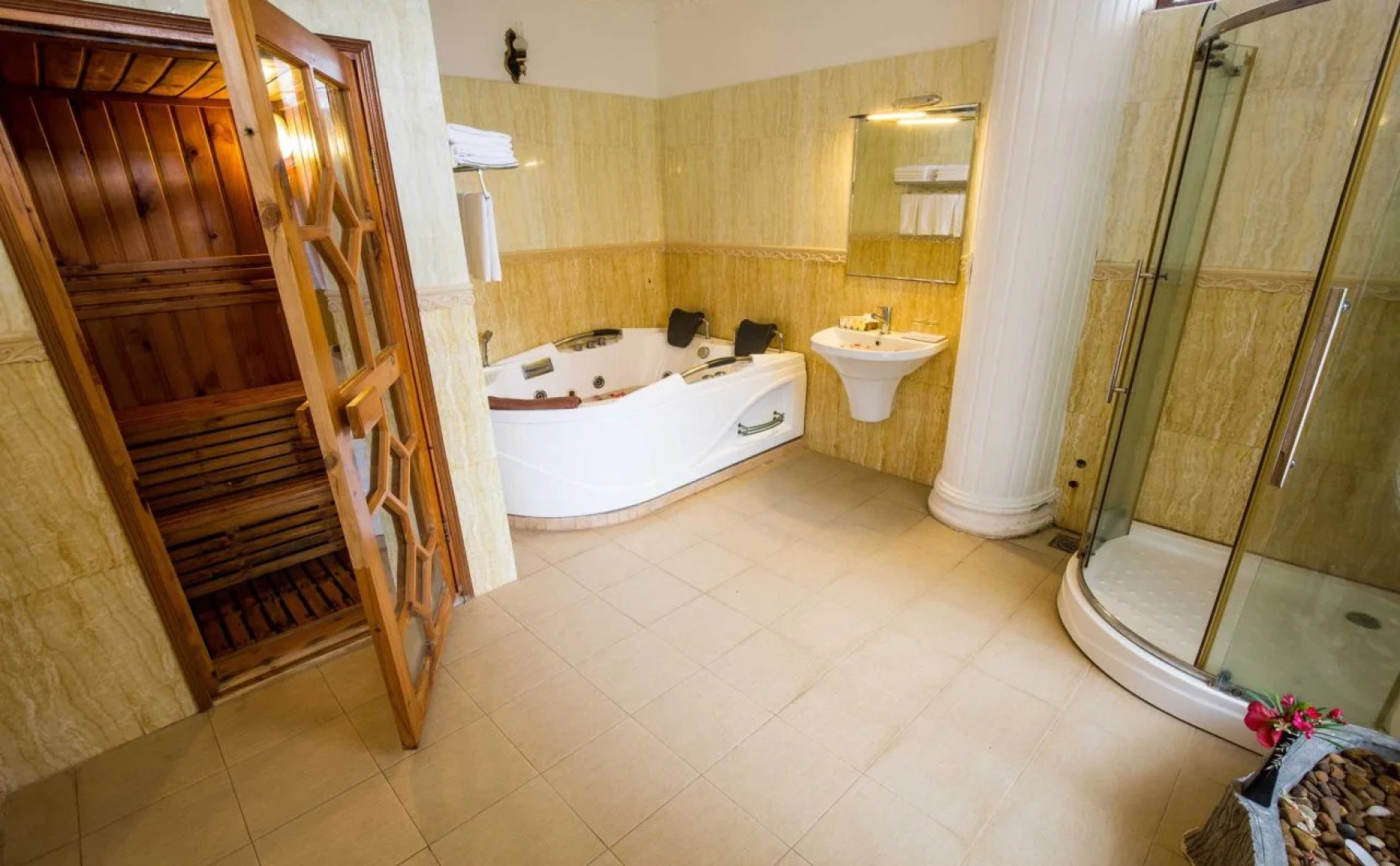 Feng Shui Resort & Spa