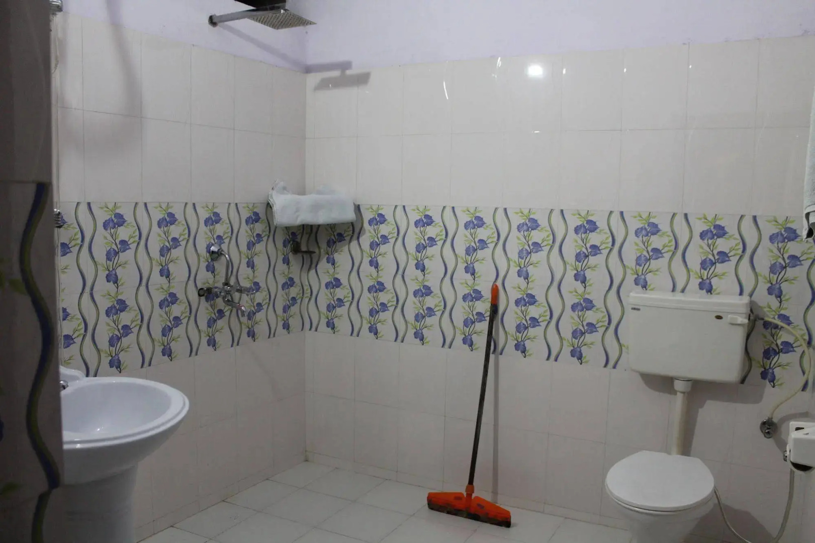 Kesar Heritage Guest House