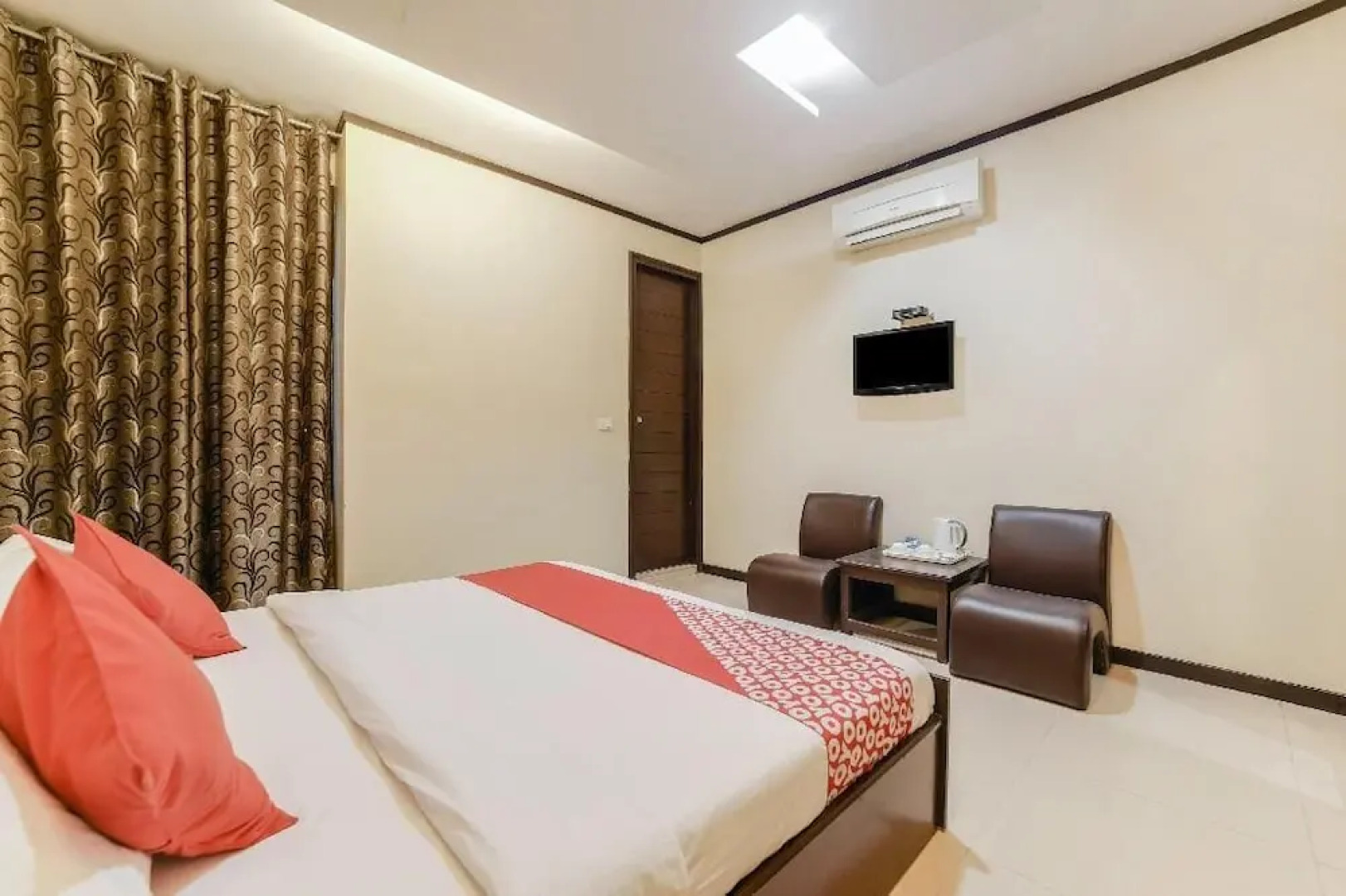 The Wind Cross Hotel