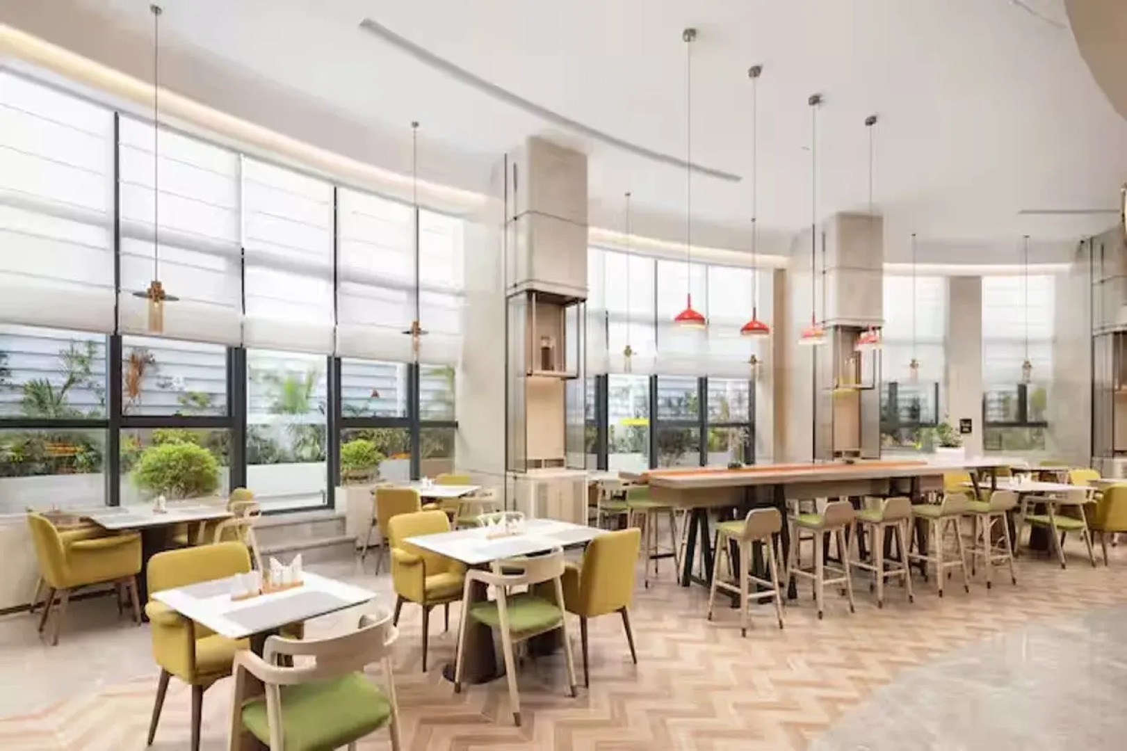 Home2 Suites by Hilton Xingyi Jushan Plaza