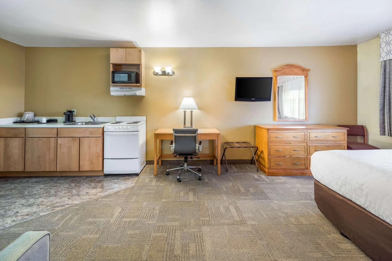 Clarion Hotel & Suites Fairbanks near Ft. Wainwright