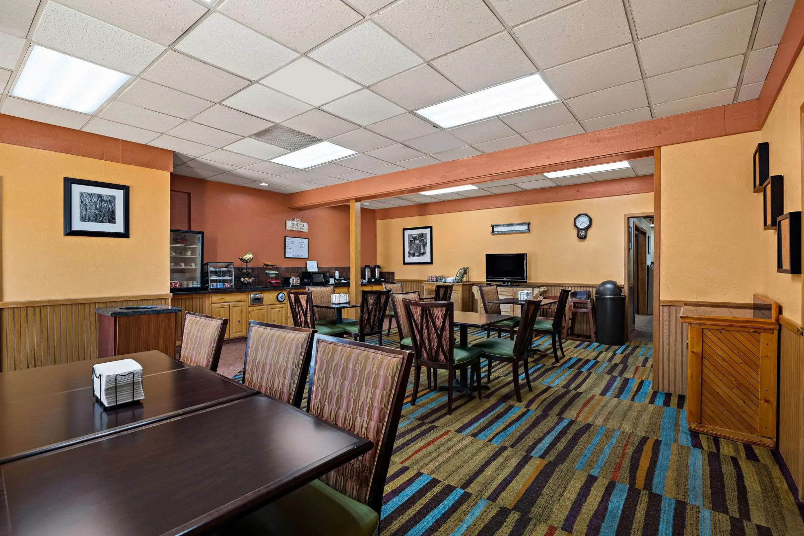 Rodeway Inn McPherson East