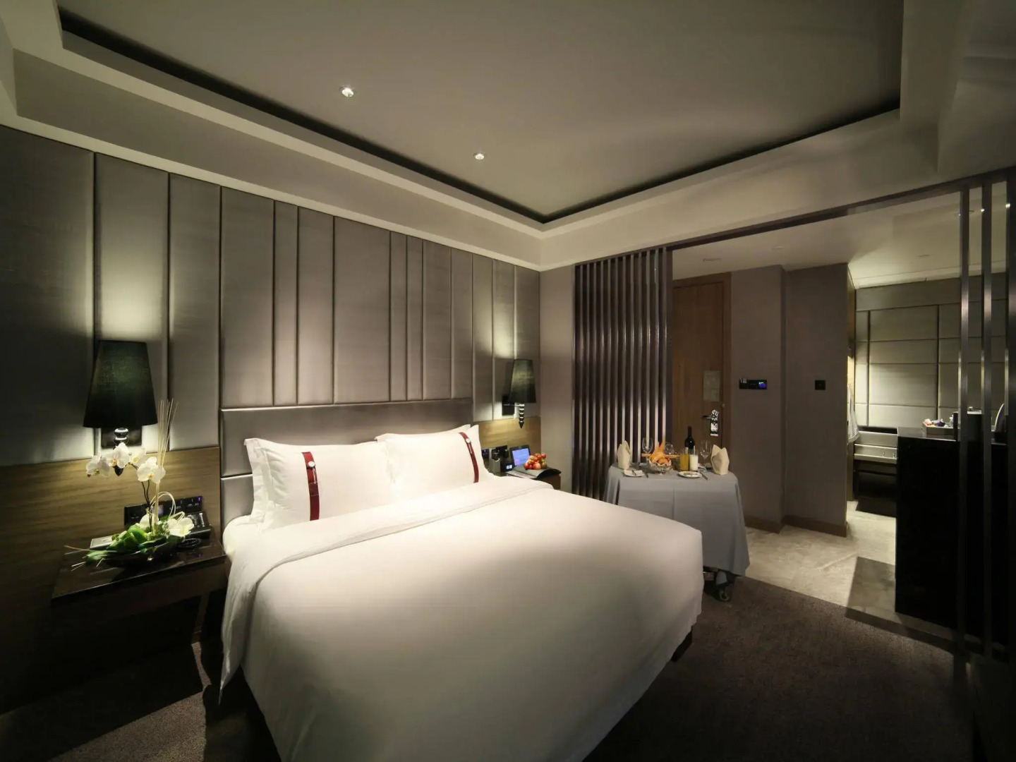 Rhombus Park Aura Chengdu Hotel