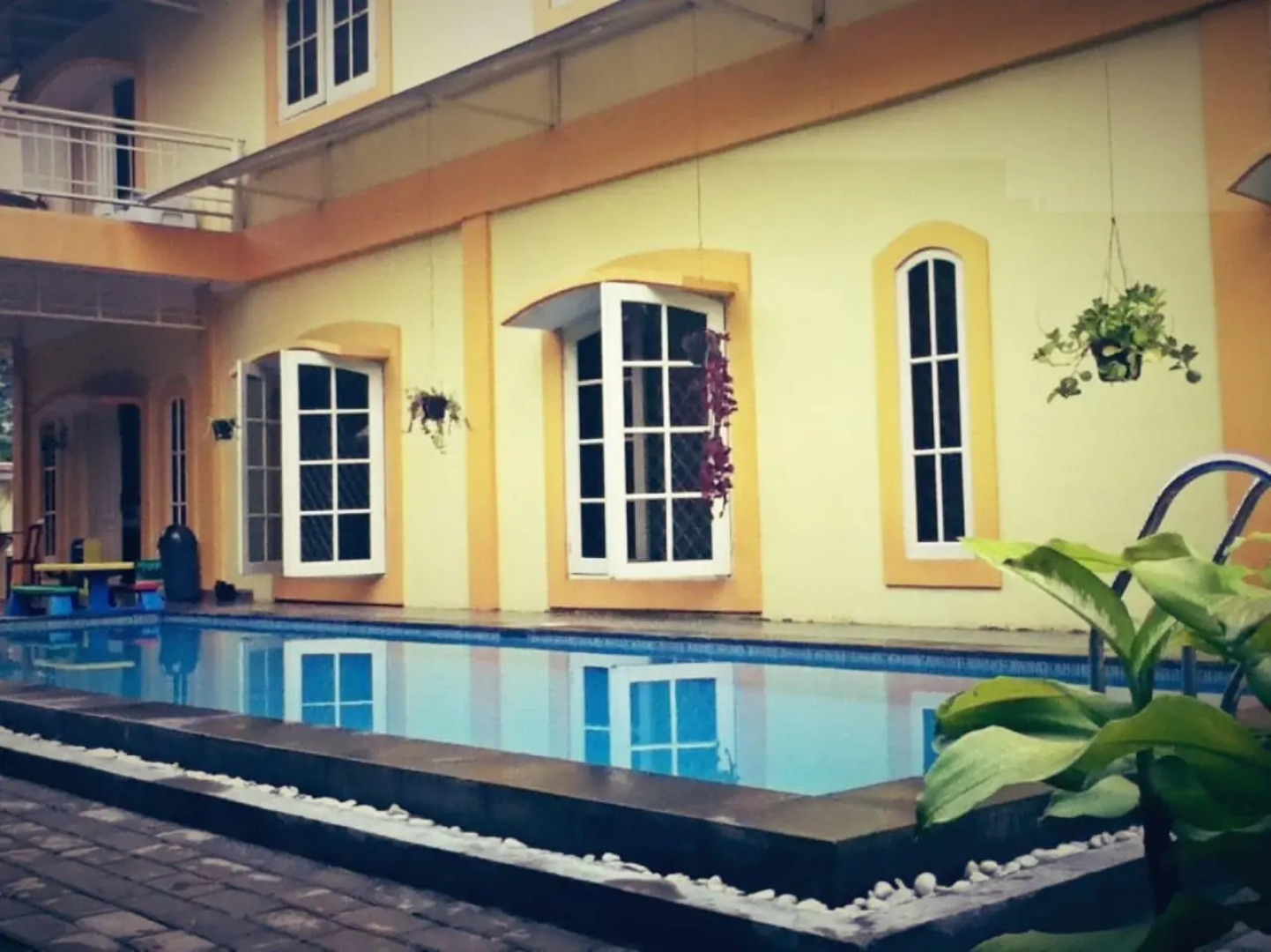 Arimbi Cibulan Suites