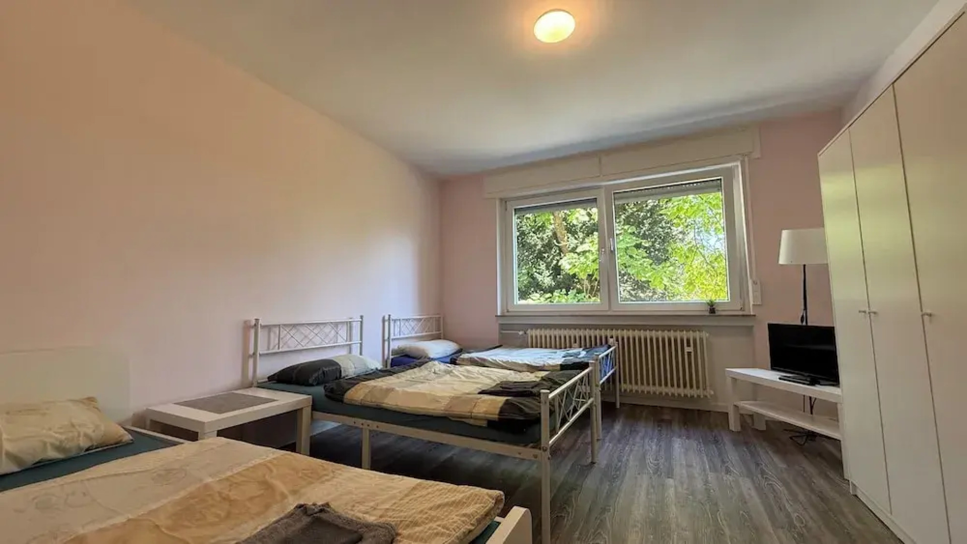 Three Bedroom Comfort Apartment Maintal