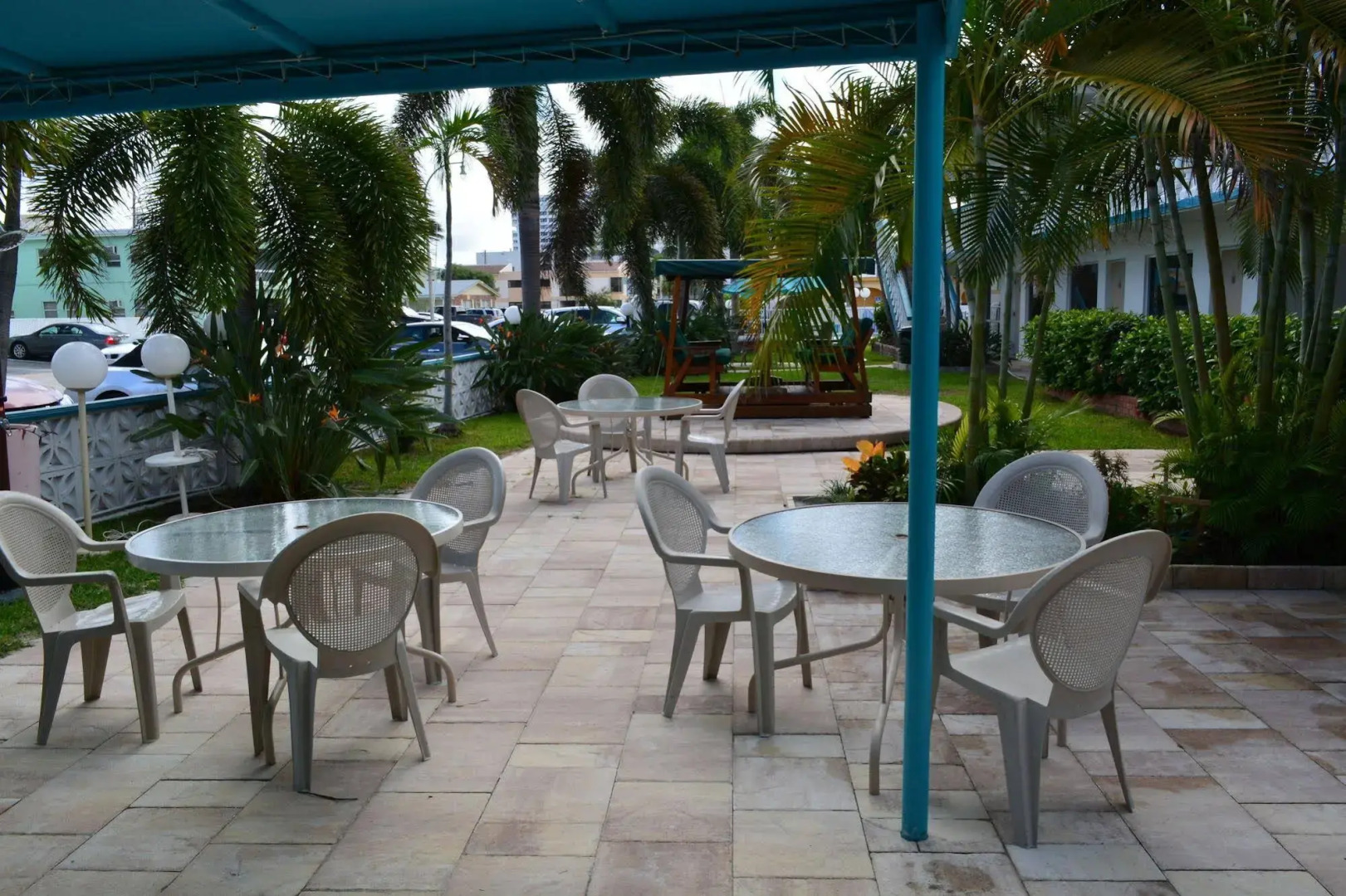 Horizon By The Sea Inn