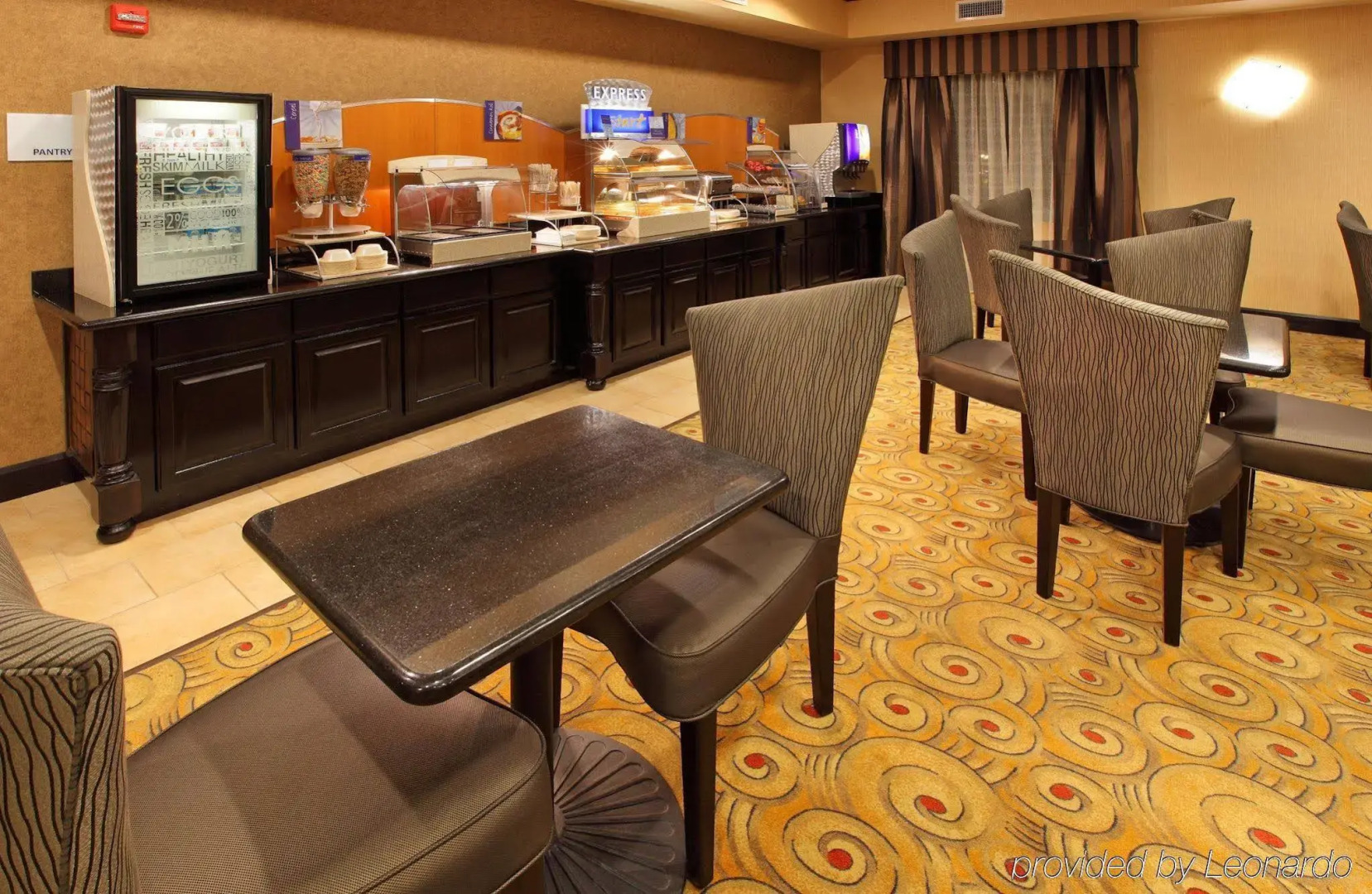 Holiday Inn Express Hotel & Suites Texarkana East by IHG
