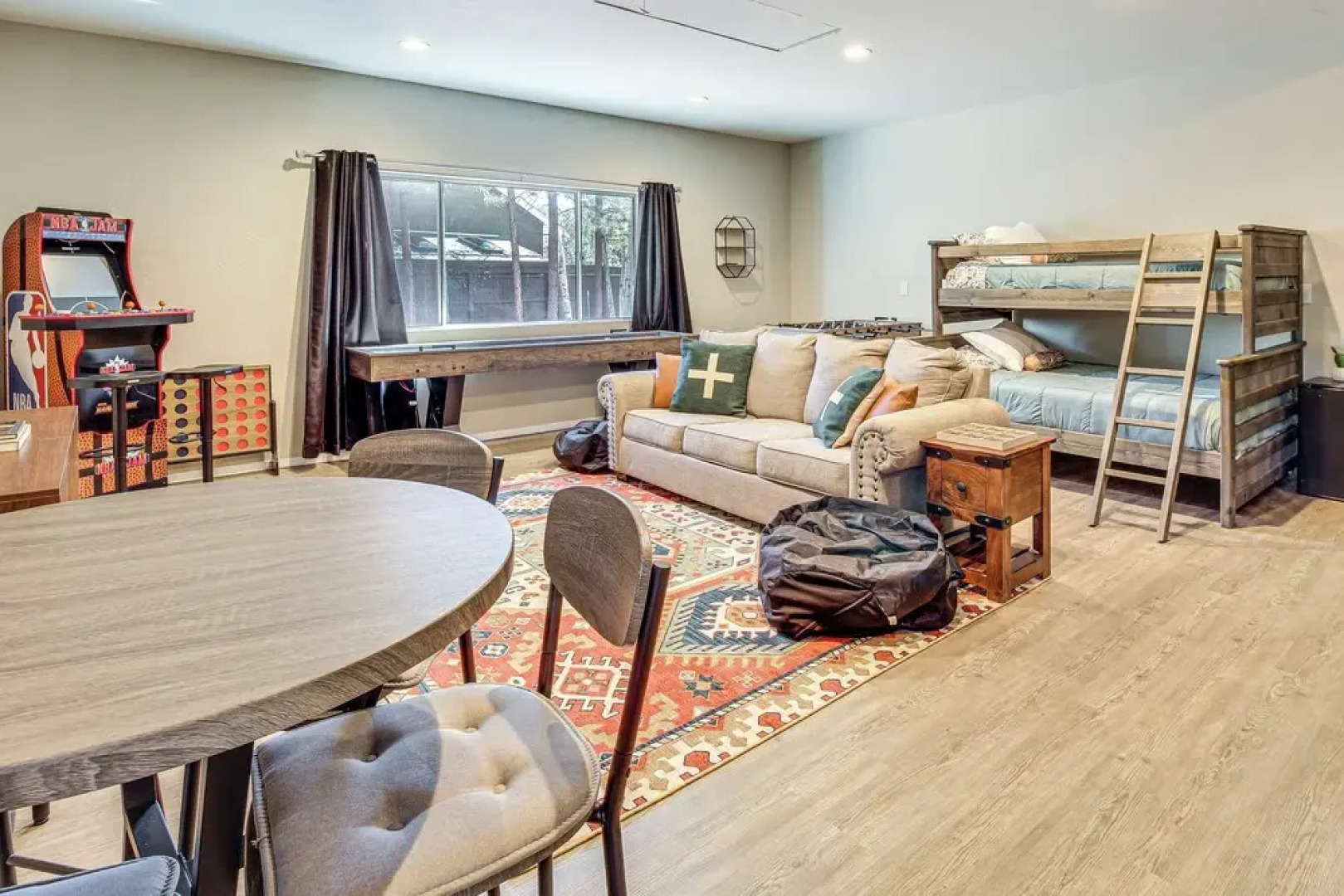 Deck + Game Room: Lakeside 'blue Jay Chalet' Cabin