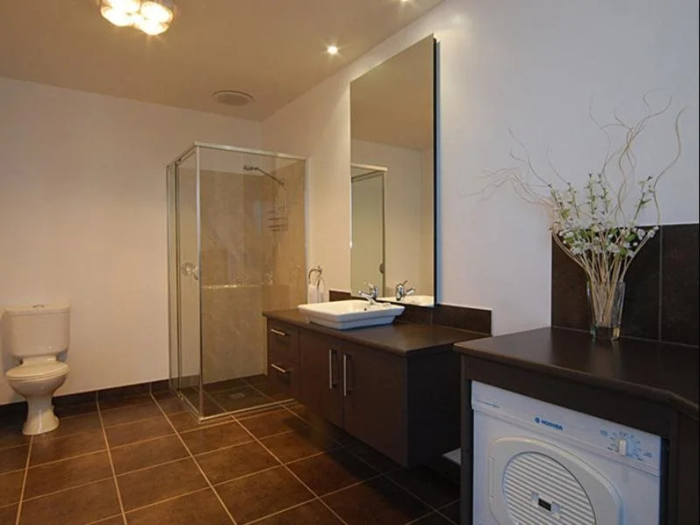 Courtyard Complex Serviced Apartments