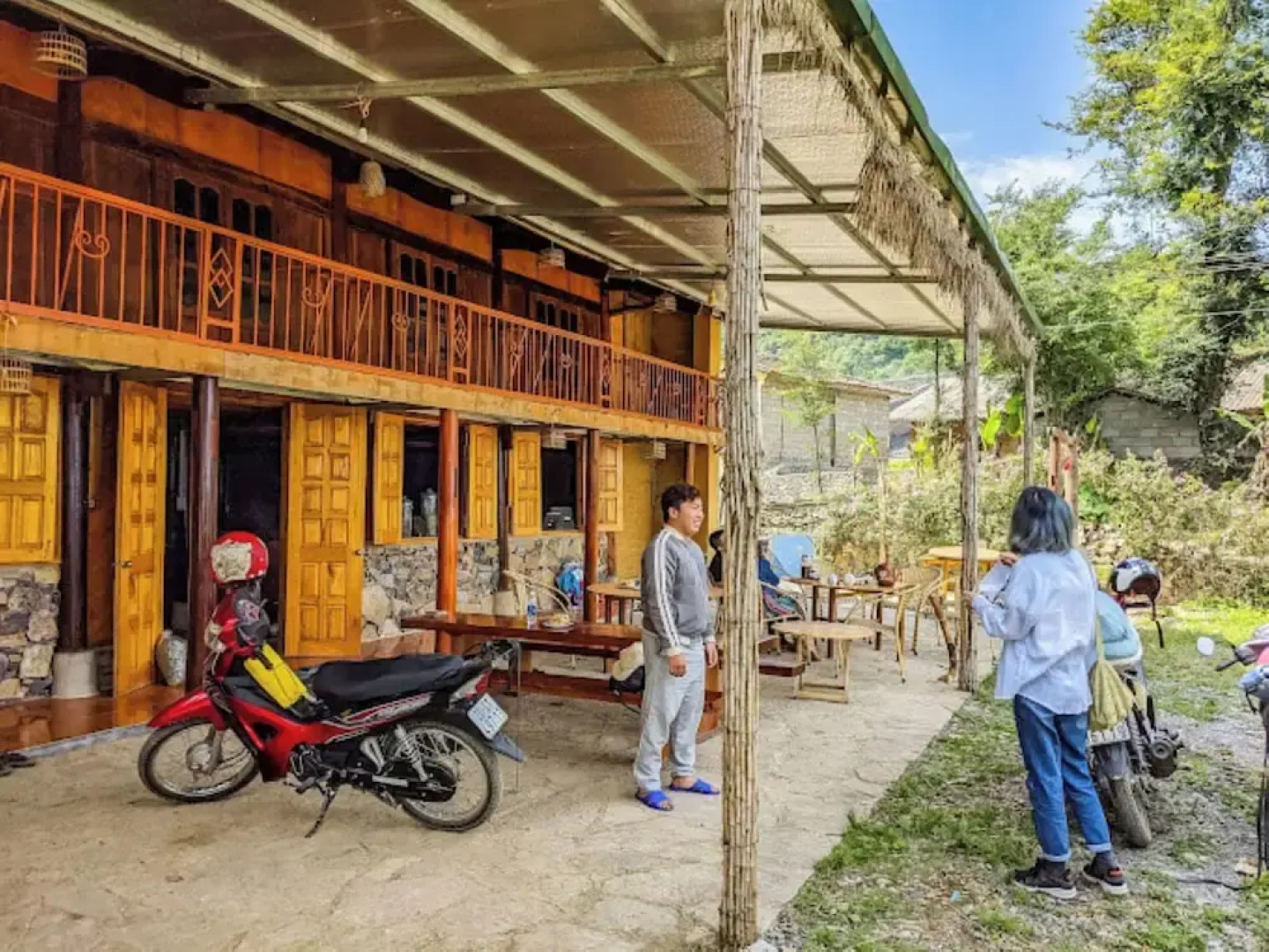 Long Co Tran Homestay