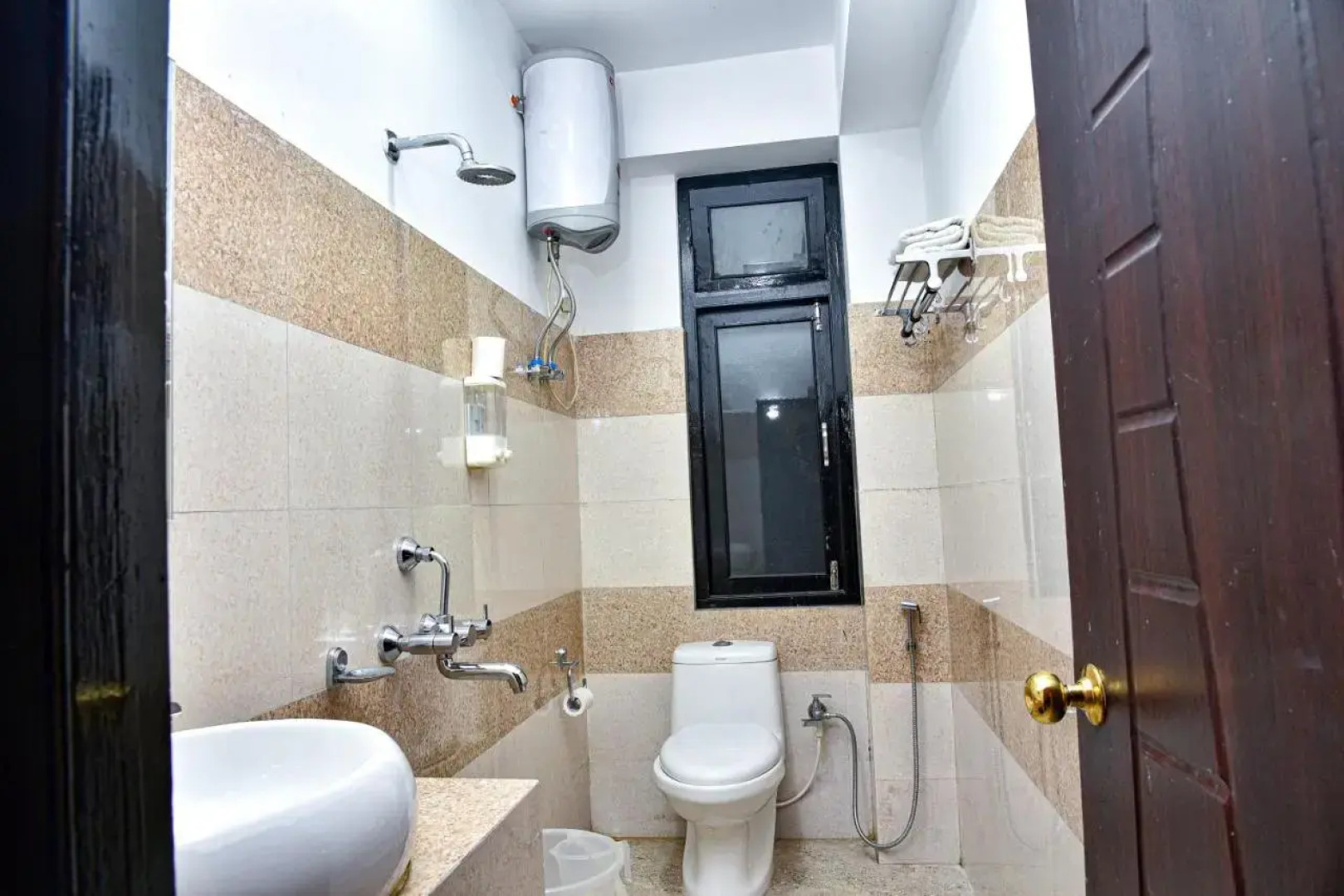 Rufina Apple Valley Inn