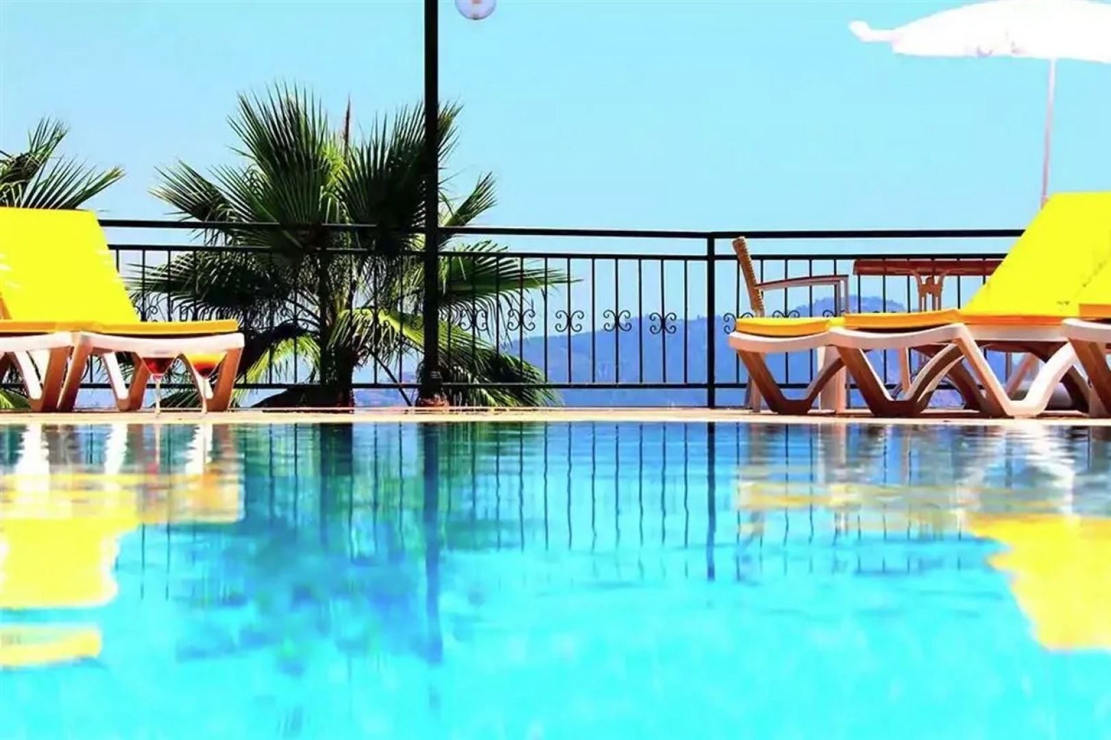 Illusion Beach Club Hotel +16 Only Adult