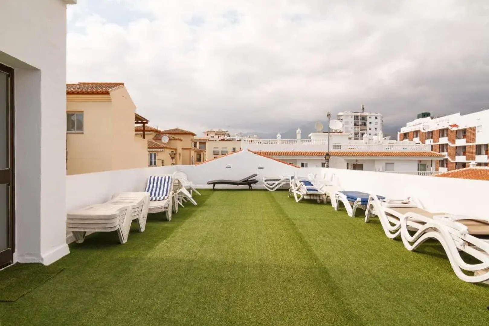 Carabeillo 13 Apartments Casasol