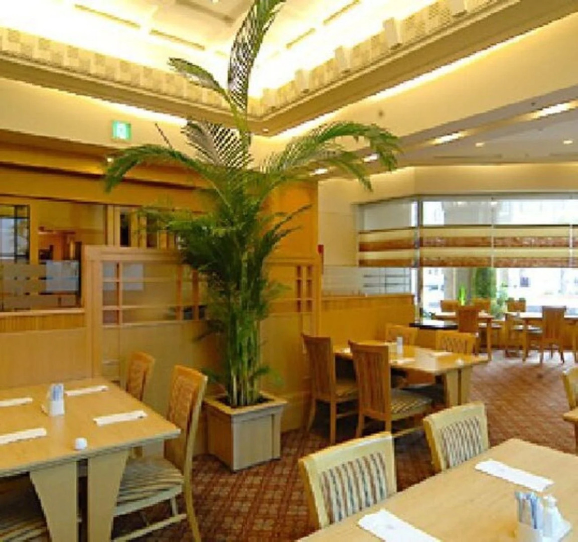 Отель The Crest Hotel Kashiwa