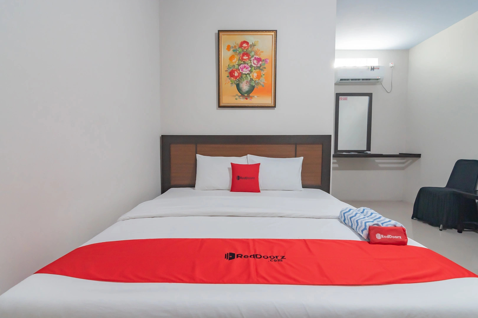 RedDoorz Syariah near Stasiun Cianjur