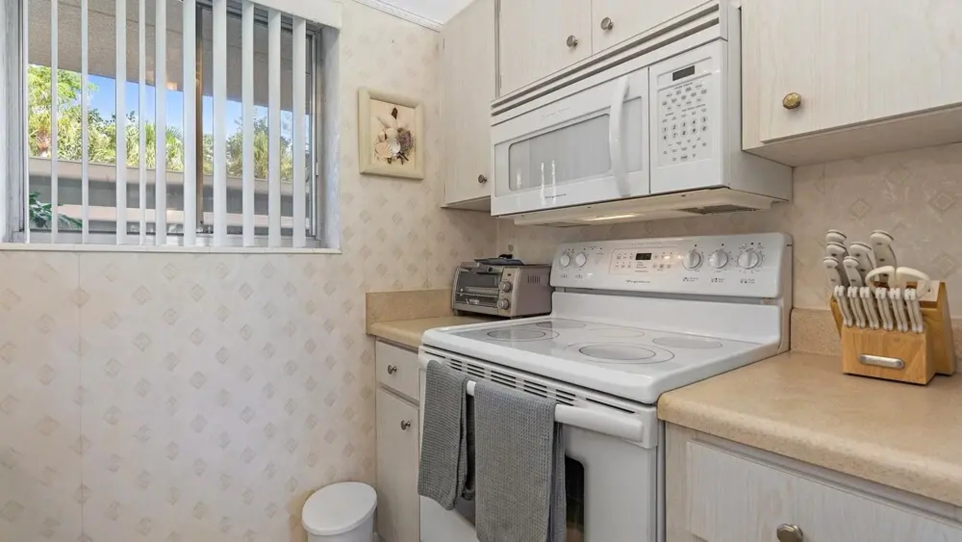 Beach Harbor Hideaway 1 Bedroom Condo by RedAwning