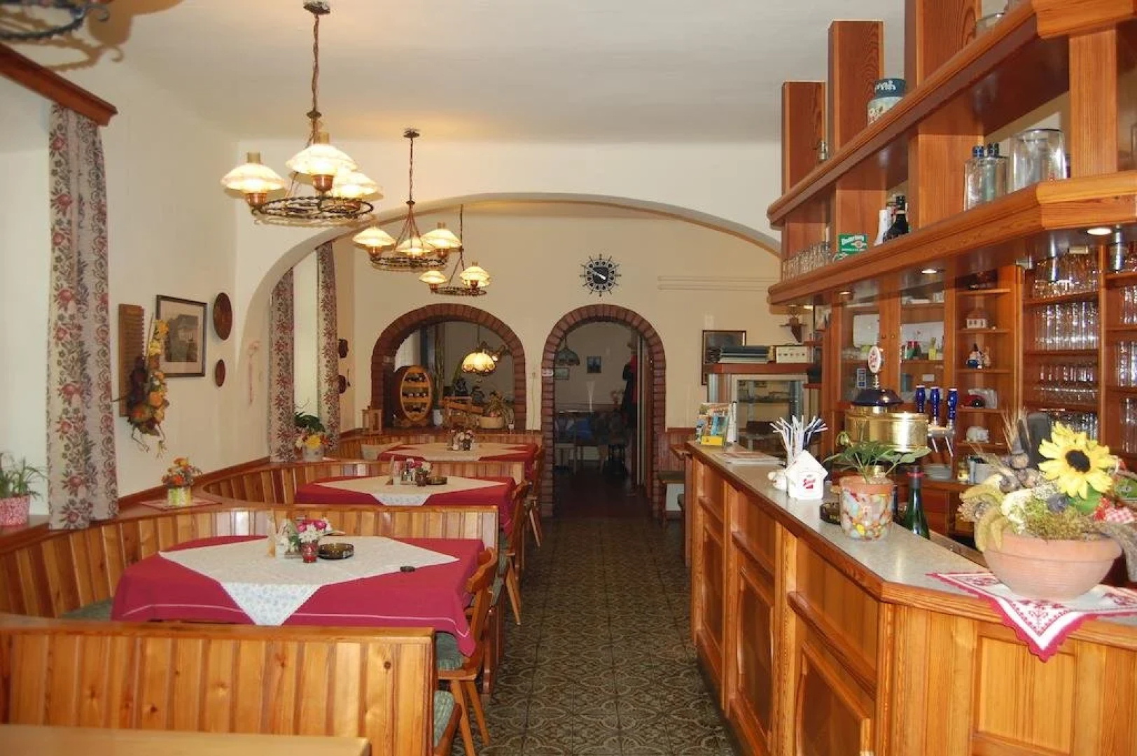 Gasthof Zum Niederhaus - Familie Perthold