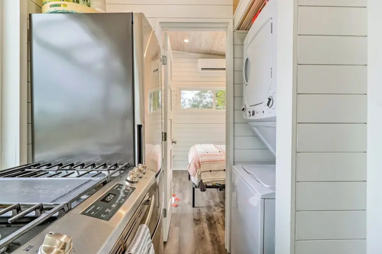 Updated Texas Tiny Home Rental on Lake Travis