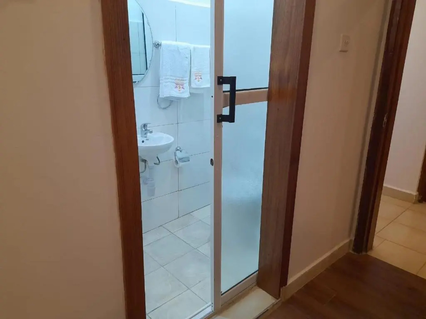 Hellenis Guest House