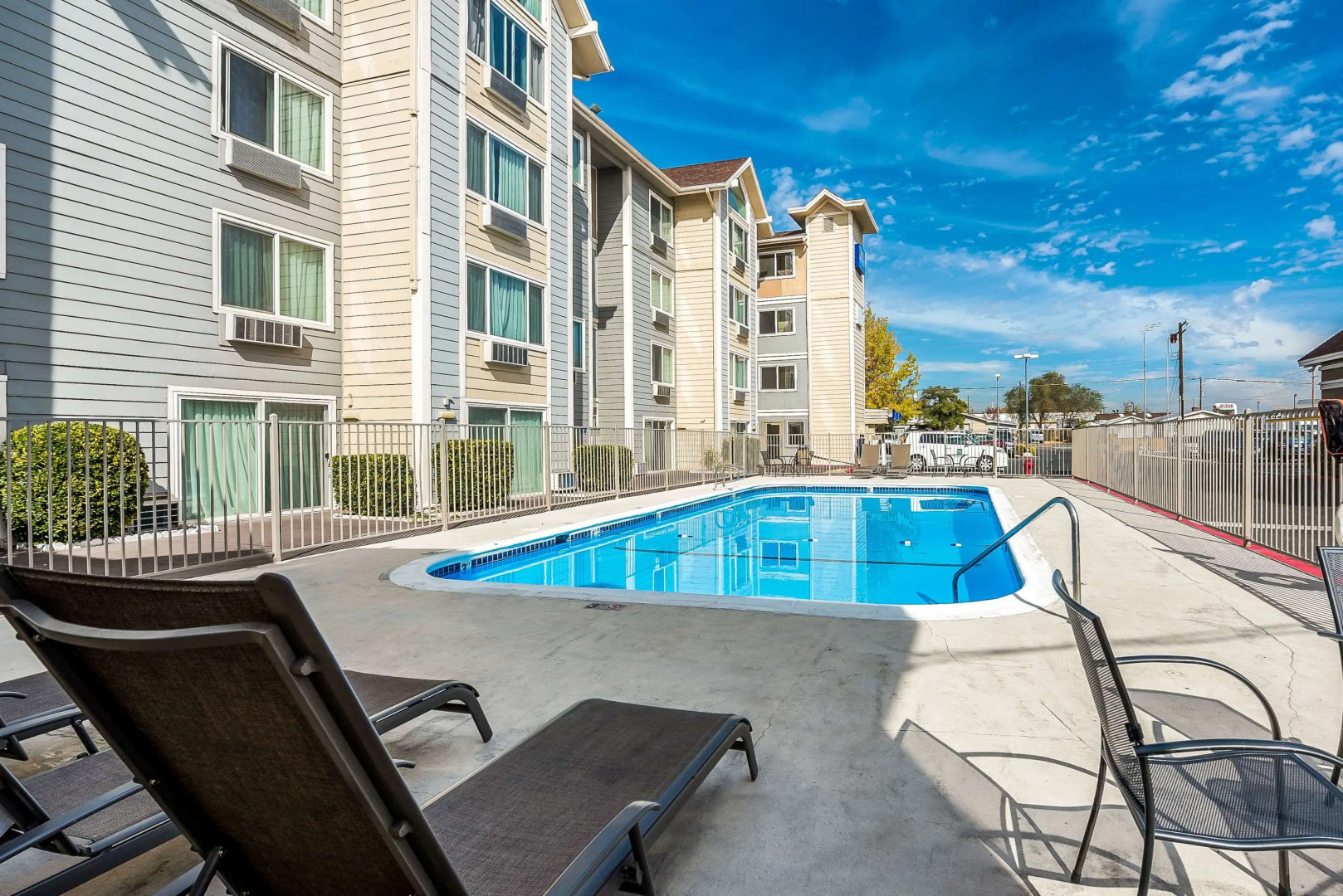 Quality Inn & Suites