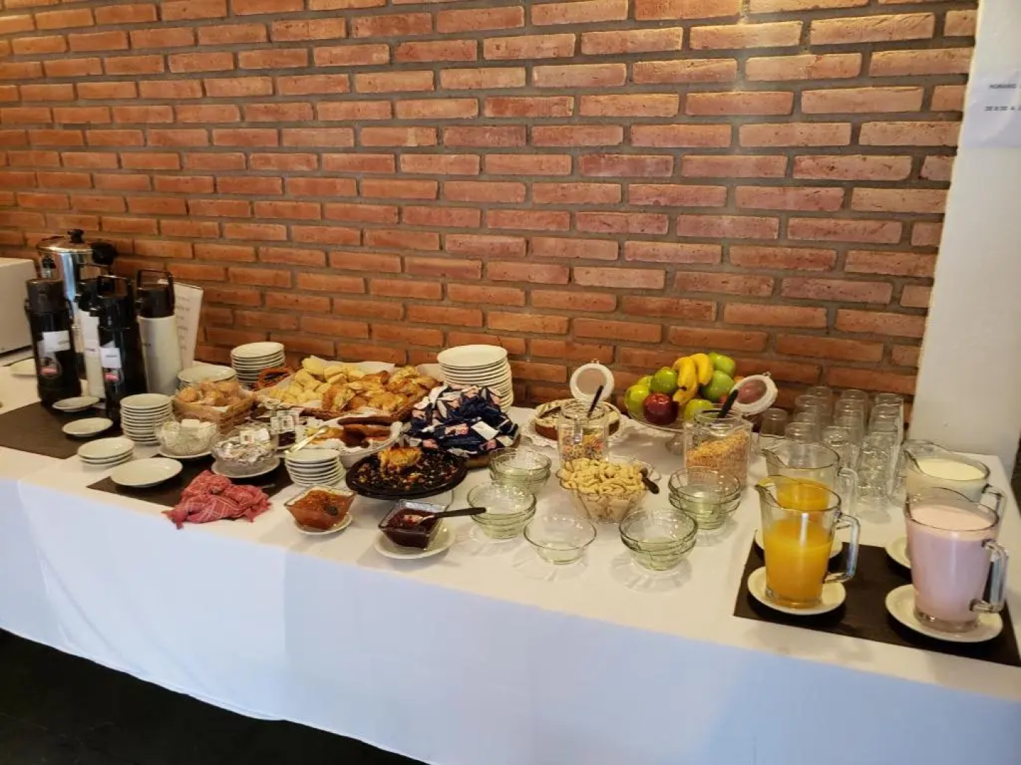 La Barraca Hotel & Resort