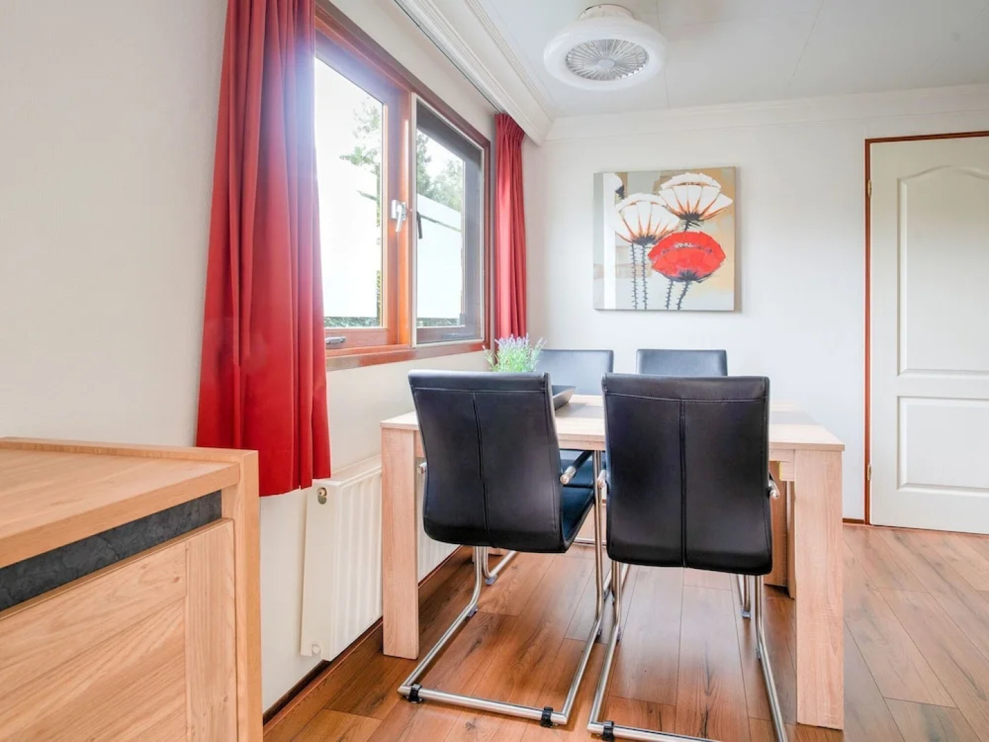 Delightful Chalet in Putten with Garden